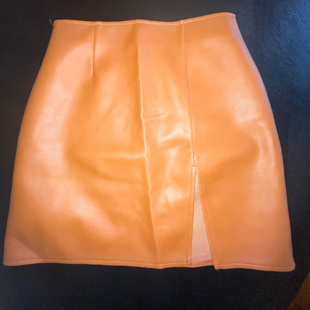 Brown skirt